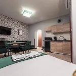 Loc8 By Prime Apartamento *
