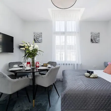 Loc8 By Prime Apartamento